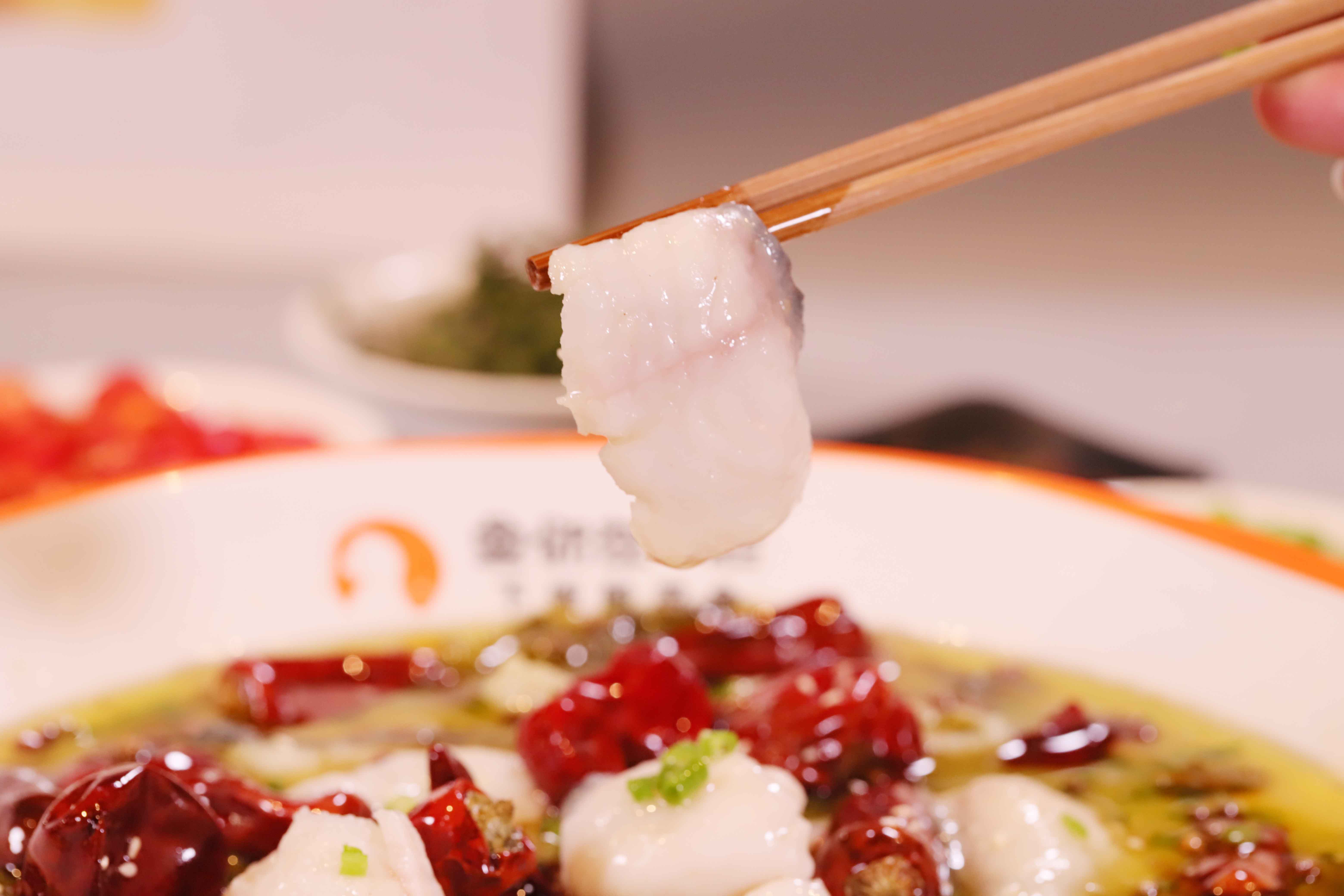 创业者不应错过的餐饮品牌：鱼你在一起下饭酸菜鱼